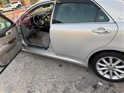 تۆیۆتا کراون